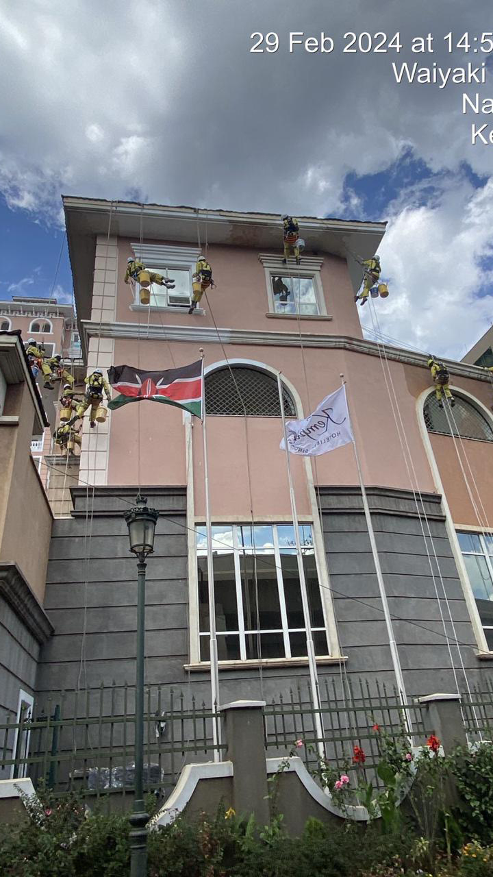 Kempinski - Painting Photo (4)