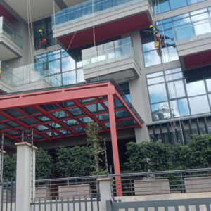 ALN House: Internal & External Cleaning